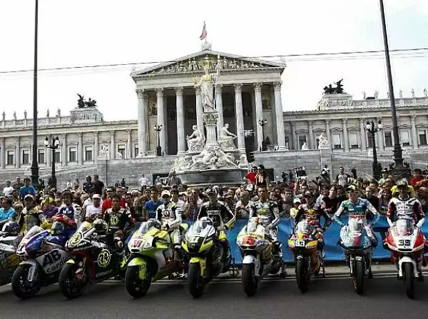 MotoGP meets Vienna Titel-Bild zur News: MotoGP meets Vienna