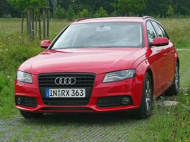 Audi A4 Avant Titel-Bild zur News: Audi A4 Avant