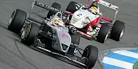 Adrian Sutil vor Franck Perera