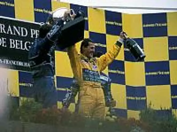 Michael Schumacher 1992 in Belgien Titel-Bild zur News: Michael Schumacher 1992 in Belgien