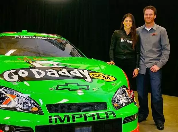 Dale Earnhardt Jun., Danica Patrick Titel-Bild zur News: Dale Earnhardt Jun., Danica Patrick