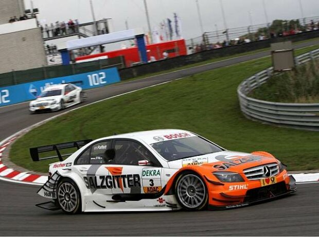 Gary Paffett vor Paul di Resta
