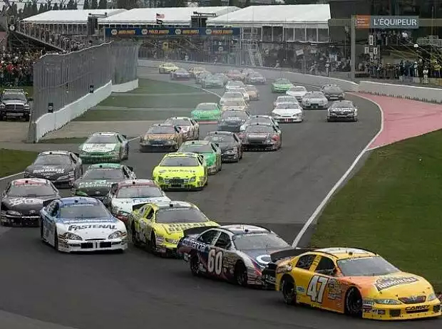 Marcos Ambrose, Jacques Villeneuve Titel-Bild zur News: Marcos Ambrose, Jacques Villeneuve