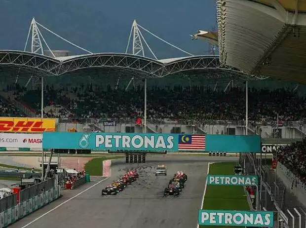 Titel-Bild zur News: Start in Sepang 2010