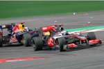 Jenson Button (McLaren) vor Sebastian Vettel (Red Bull) 