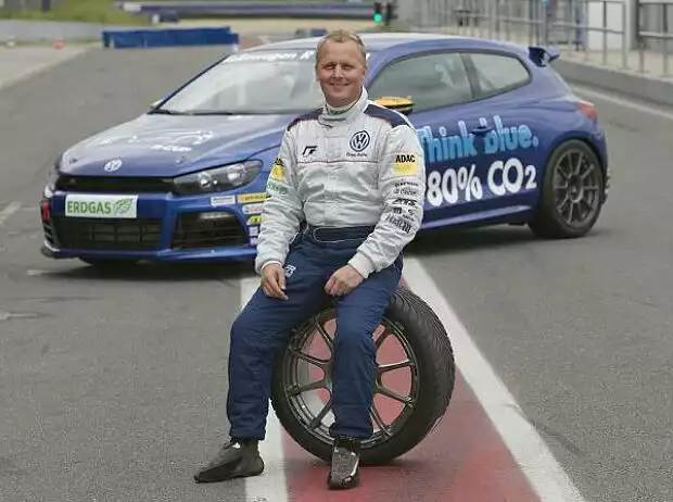 Titel-Bild zur News: Johnny Herbert