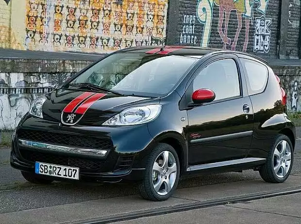 Peugeot 107 Street Racing Titel-Bild zur News: Peugeot 107 Street Racing