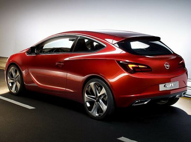 Opel GTC Paris Opel GTC Paris