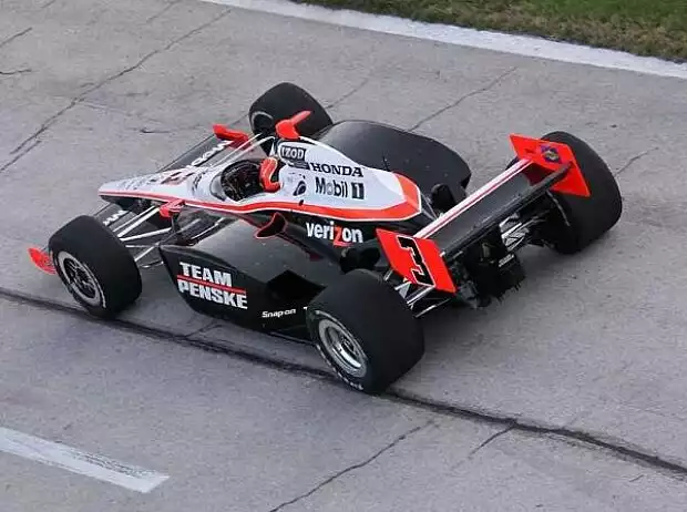 Helio Castroneves Titel-Bild zur News: Helio Castroneves