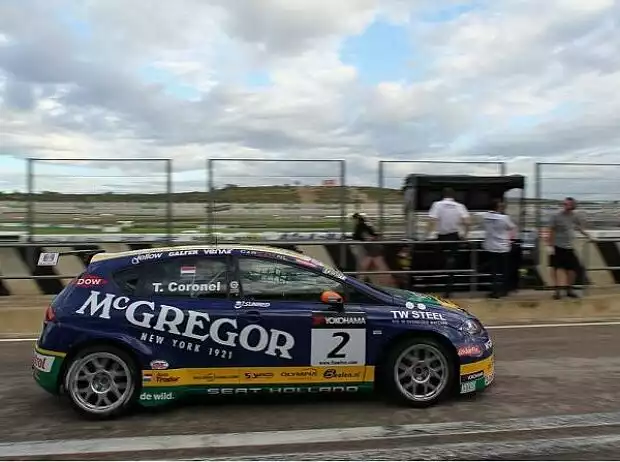 Tom Coronel Titel-Bild zur News: Tom Coronel