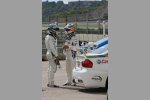 Andy Priaulx (BMW Team RBM) und Augusto Farfus (BMW Team RBM) im Parc Fermé