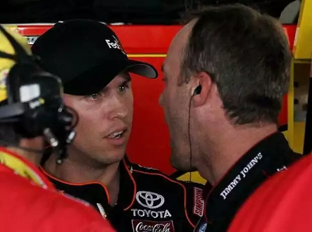Denny Hamlin, Kevin Harvick Titel-Bild zur News: Denny Hamlin, Kevin Harvick