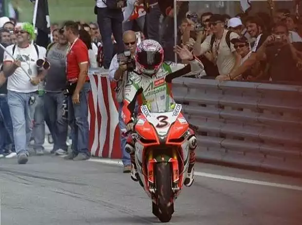 Max Biaggi Titel-Bild zur News: Max Biaggi