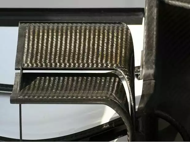 Titel-Bild zur News: Sauber Frontflügel