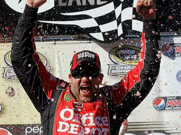 Tony Stewart Titel-Bild zur News: Tony Stewart