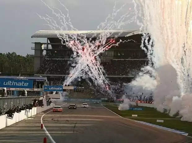 Titel-Bild zur News: Paul di Resta, Timo Scheider, Gary Paffett