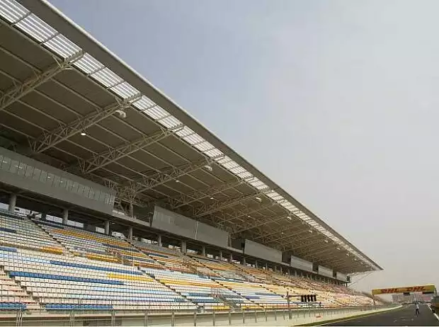 Titel-Bild zur News: Haupttribüne in Südkorea