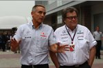 Martin Whitmarsh (Teamchef) (McLaren) und Norbert Haug (Mercedes-Motorsportchef) 