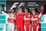 Lewis Hamilton (McLaren), Chris Dyer, Fernando Alonso und Felipe Massa (Ferrari) 