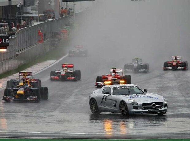 Safety-Car Safety-Car