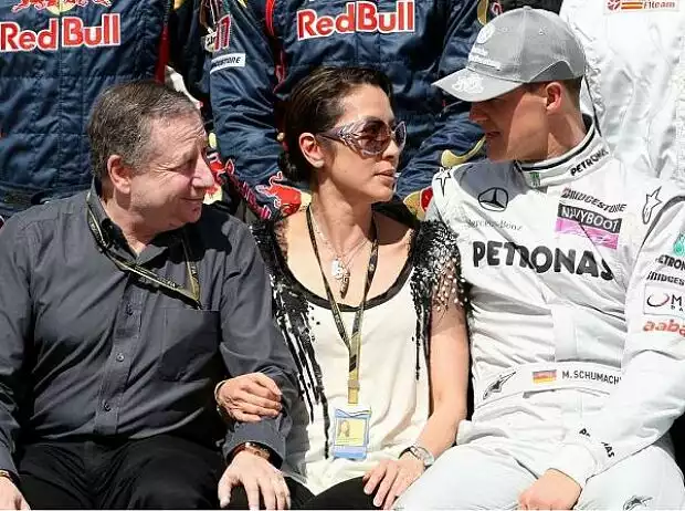 Jean Todt, Michelle Yeoh und Michael Schumacher Titel-Bild zur News: Jean Todt, Michelle Yeoh und Michael Schumacher
