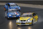 Colin Turkington (WSR) vor Yvan Muller (Chevrolet) und Norbert Michelisz (Zengõ)