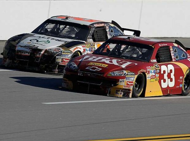 Clint Bowyer, Kevin Harvick Clint Bowyer, Kevin Harvick