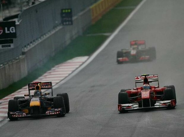 Titel-Bild zur News: Sebastian Vettel und Fernando Alonso
