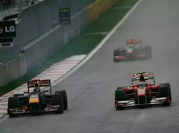 Sebastian Vettel und Fernando Alonso Titel-Bild zur News: Sebastian Vettel und Fernando Alonso