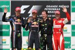 Mark Webber (Red Bull), Sebastian Vettel (Red Bull), Christian Horner (Teamchef) (Red Bull) und Fernando Alonso (Ferrari) 