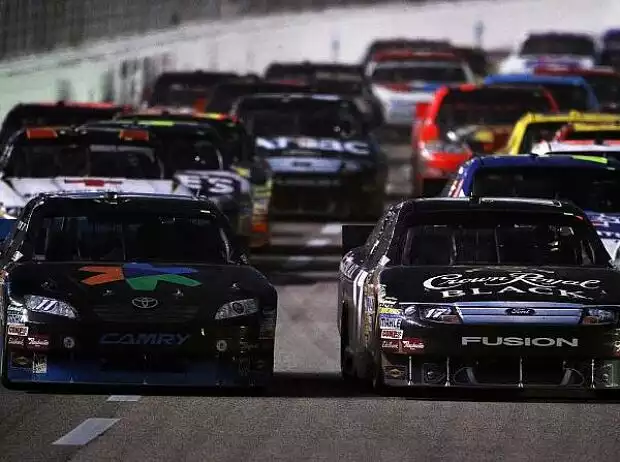 Matt Kenseth, Denny Hamlin Titel-Bild zur News: Matt Kenseth, Denny Hamlin