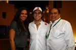 Sergio Perez (Sauber) mit Schwester und Vater