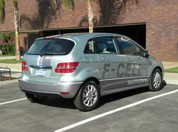 Mercedes-Benz B-Klasse als F-Cell Titel-Bild zur News: Mercedes-Benz B-Klasse als F-Cell