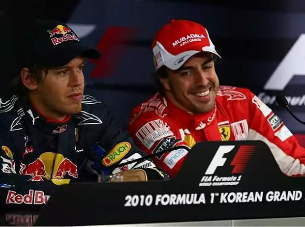 Sebastian Vettel und Fernando Alonso Titel-Bild zur News: Sebastian Vettel und Fernando Alonso