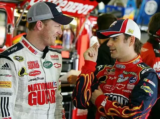 Dale Earnhardt Jun., Jeff Gordon Titel-Bild zur News: Dale Earnhardt Jun., Jeff Gordon
