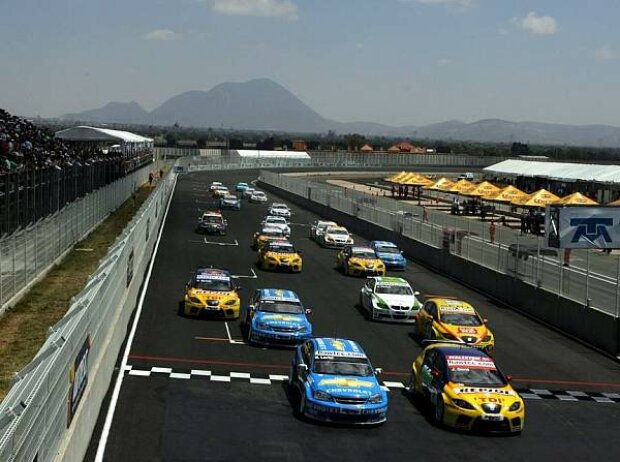 Jordi Gené, Nicola Larini, Puebla , Autódromo Miguel E. Abed