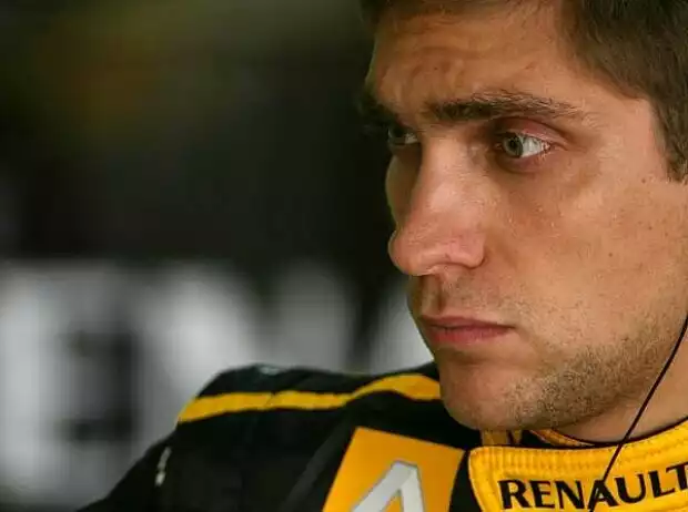 Vitaly Petrov Titel-Bild zur News: Vitaly Petrov