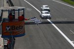 Überraschung: Doppelsieg für Andy Priaulx und Augusto Farfus (BMW Team RBM) im ersten Monza-Rennen!