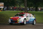 Ausflug in die Rallye-WM: Yvan Muller (Chevrolet) mit Gilles Mondesier im Citroen Xsara beim Frankreich-Event.