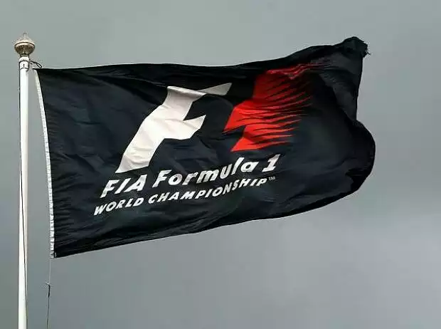 Formel-1-Flagge Titel-Bild zur News: Formel-1-Flagge