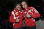 Weltmeister unter sich: Fernando Alonso (Ferrari) und Valentino Rossi (Ducati)