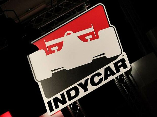 Titel-Bild zur News: Neues Logo IndyCar