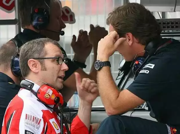 Stefano Domenicali (Teamchef), Christian Horner (Teamchef) Titel-Bild zur News: Stefano Domenicali (Teamchef), Christian Horner (Teamchef)