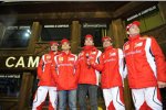Fernando Alonso, Felipe Massa, Jules Bianchi, Marc Gené und Giancarlo Fisichella (Ferrari) 