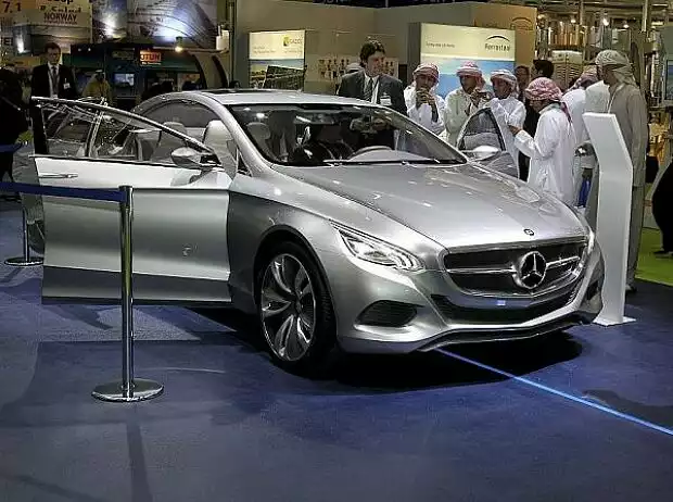 Daimler World Future Energy Summit Titel-Bild zur News: Daimler World Future Energy Summit
