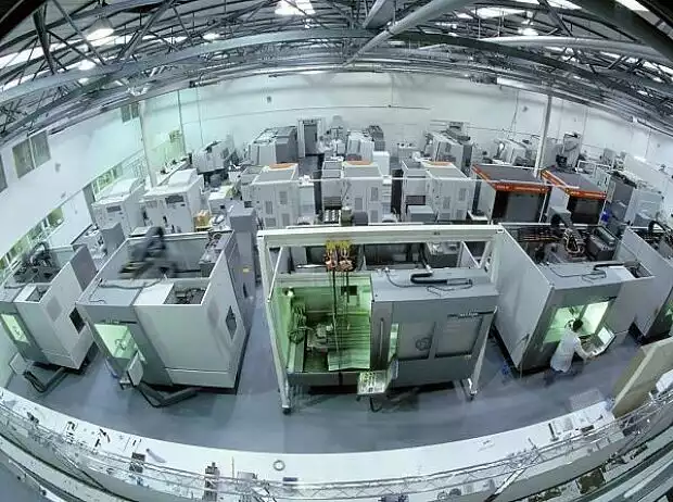 Renault-Fabrik in Enstone Titel-Bild zur News: Renault-Fabrik in Enstone