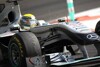 Rosberg fährt den neuen Mercedes vor Schumacher