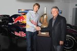 Sebastian Vettel (Red Bull) und Mario Andretti