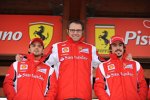 Felipe Massa, Stefano Domenicali (Teamchef) und Fernando Alonso (Ferrari)