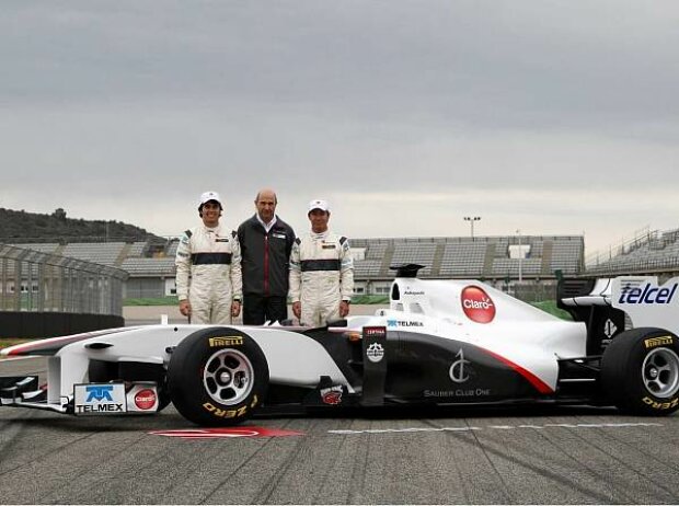 Titel-Bild zur News: Sergio Perez, Peter Sauber und Kamui Kobayashi